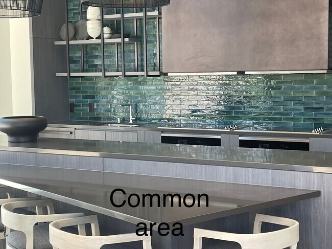 Building Photo - Brand NEW! Koula Studio