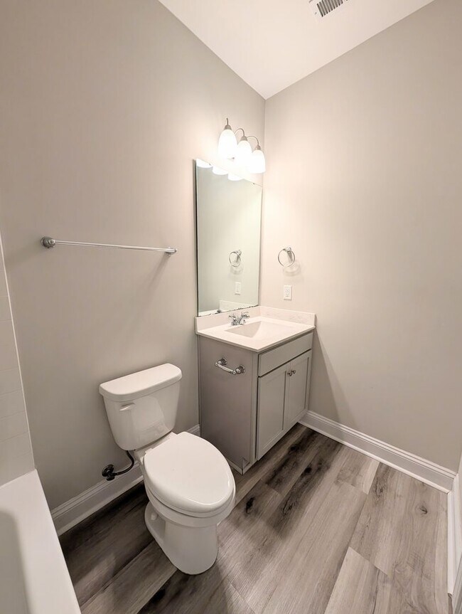 Building Photo - Kiskadee Parke – Long-Term Rental | Conway, SC