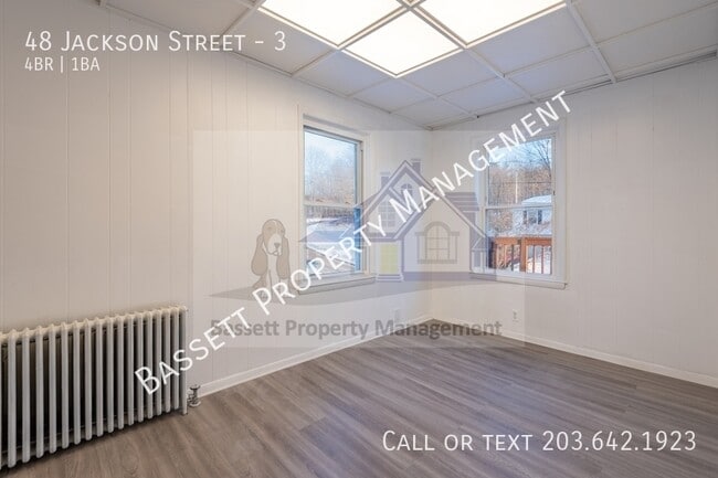 Building Photo - 48 Jackson St