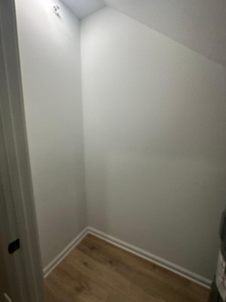 Building Photo - 2215 N 10th St