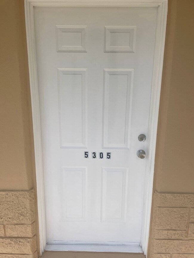 Building Photo - 5305 Avery Rd