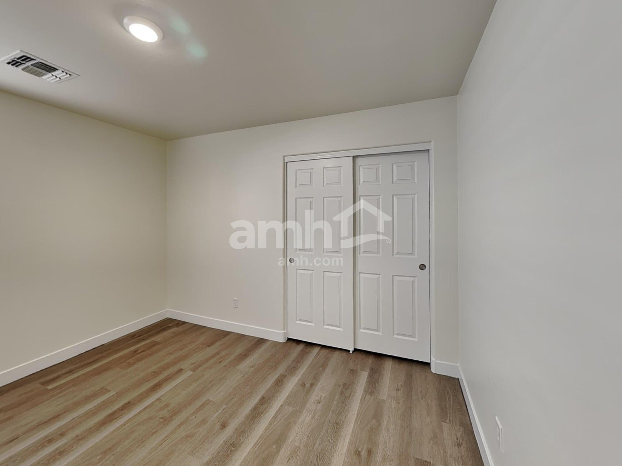 Building Photo - 12730 W Catalina Dr