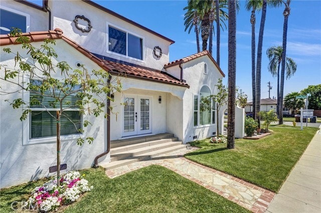Building Photo - 423 S Poinsettia Ave