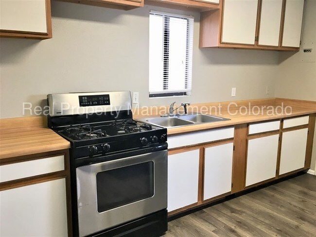 Building Photo - 360 W Iliff Ave
