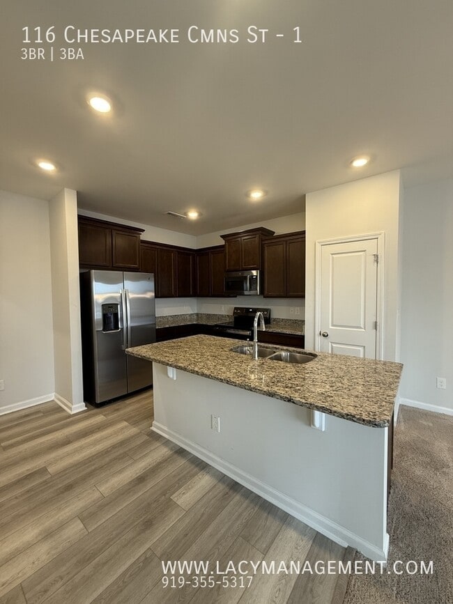 Building Photo - 116 Chesapeake Cmns St