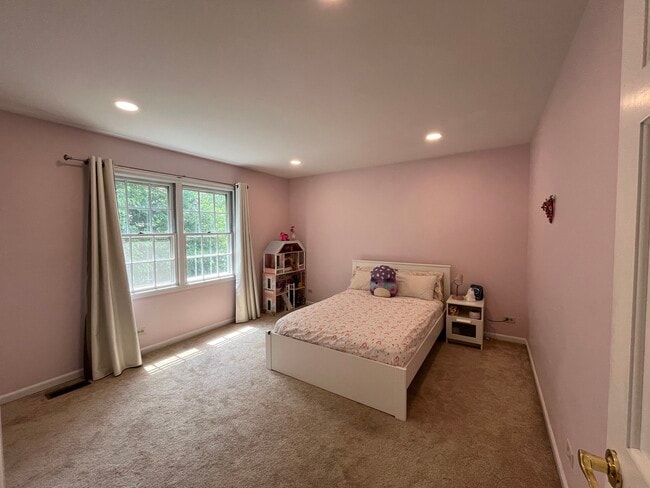 Building Photo - 1288 Marls Ct