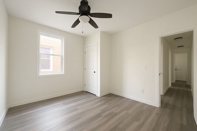 Building Photo - 6145 Lansdowne Ave