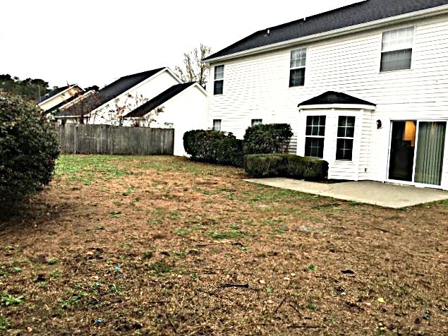 Building Photo - 8 Otter Creek Dr