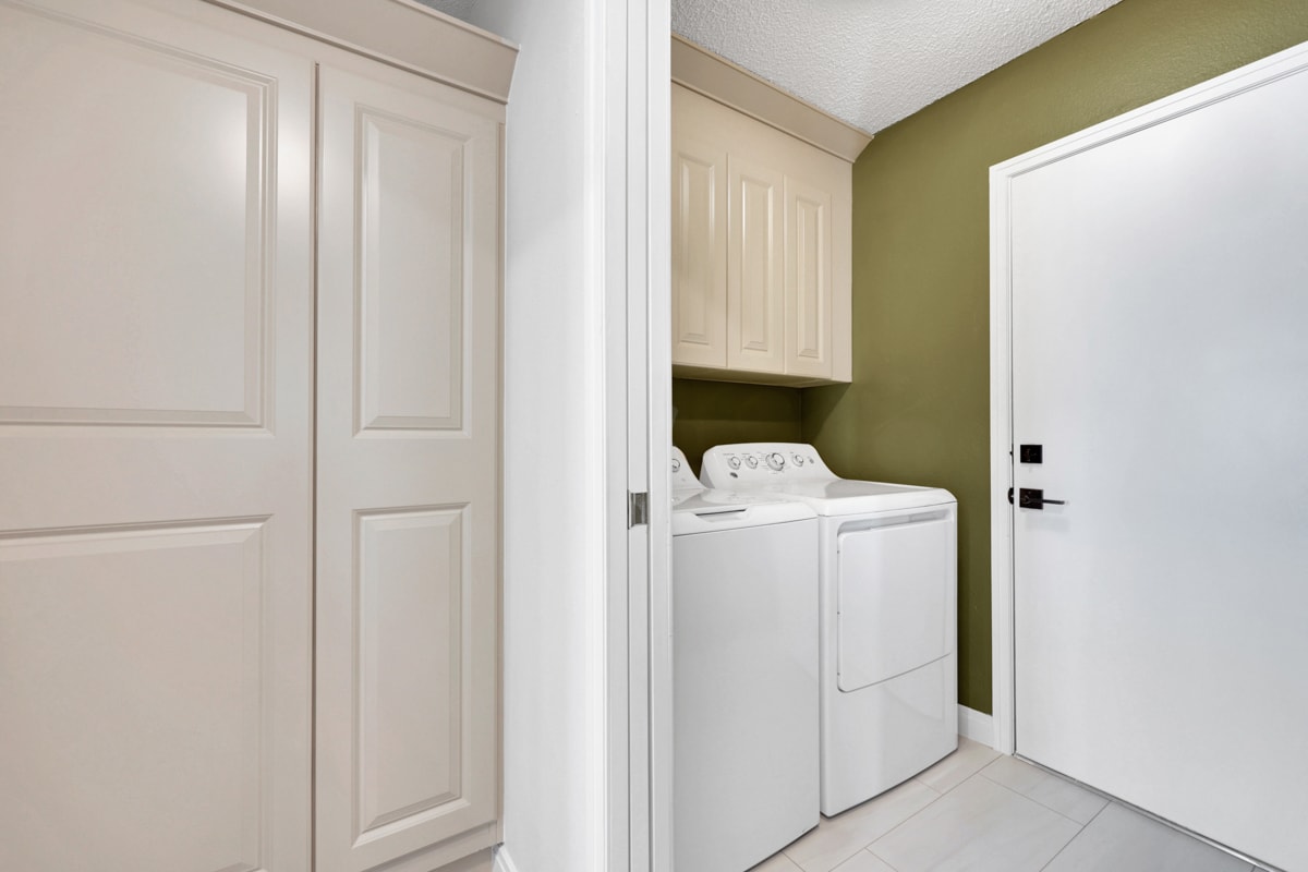 Building Photo - 3212 Moonflower Dr