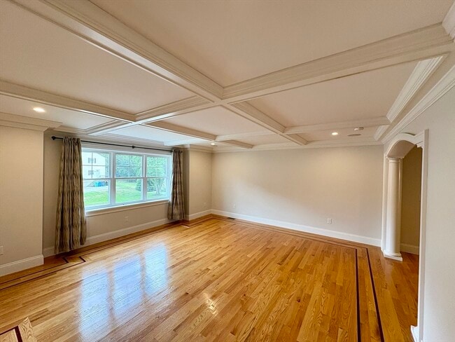 Building Photo - 34 Fieldstone Dr