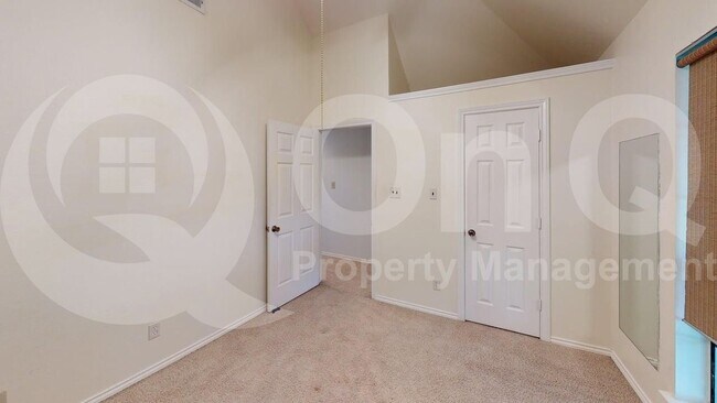 Building Photo - 4211 Spurwood Dr