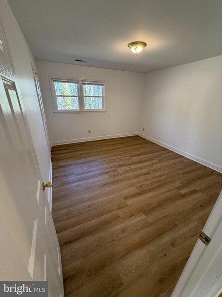 Building Photo - 15326 Tidewater Trail