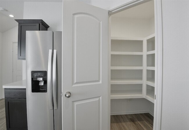 Building Photo - 23604 Nectar Crst Hts