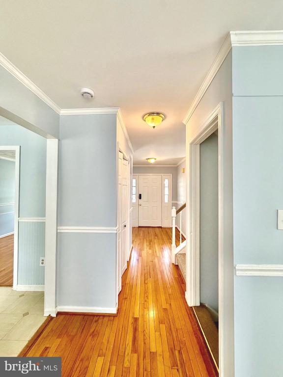 Building Photo - 3141 Gershwin Ln