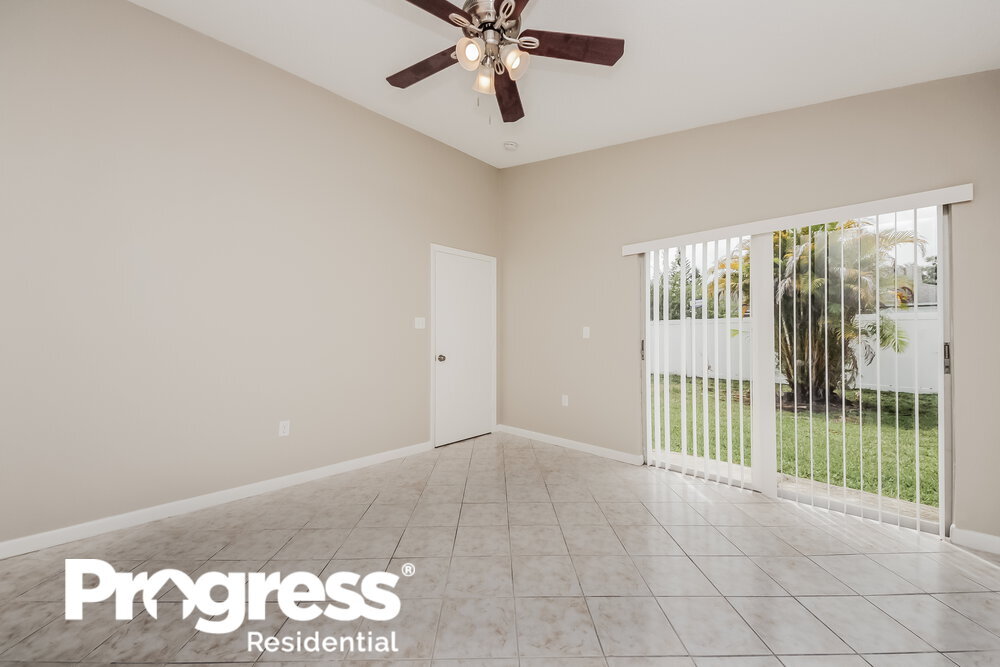 Building Photo - 12127 Dakota Woods Ln