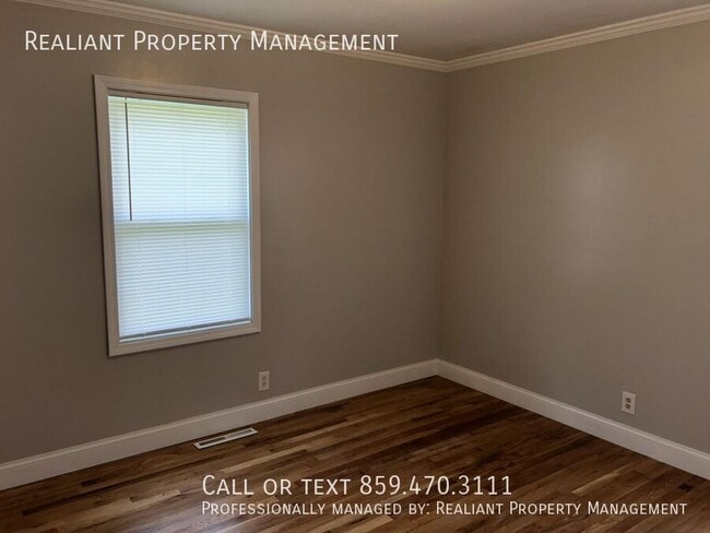 Building Photo - 149 St. Ann-