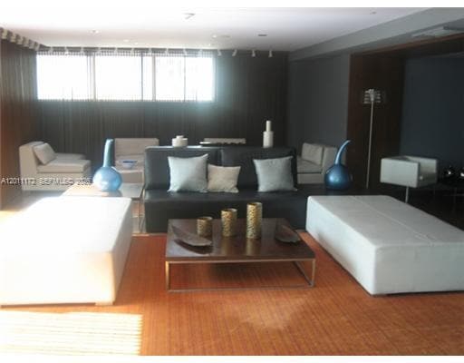 Building Photo - 325 S Biscayne Blvd