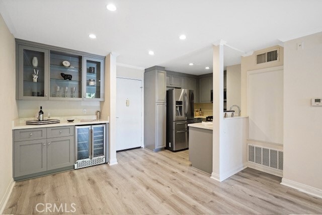 Building Photo - 21400 Burbank Blvd