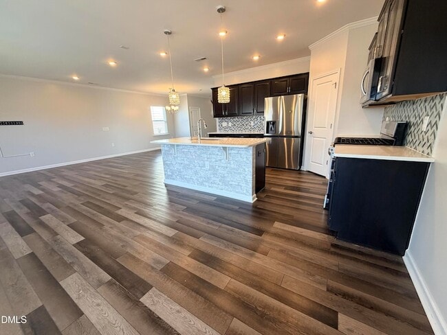 Building Photo - 2022 Attend Xing