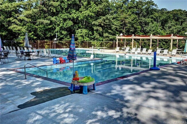 Building Photo - 8 Spring W