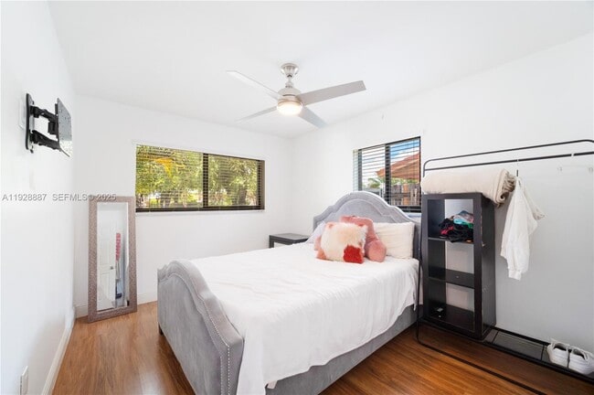 Building Photo - 10350 SW 4th St