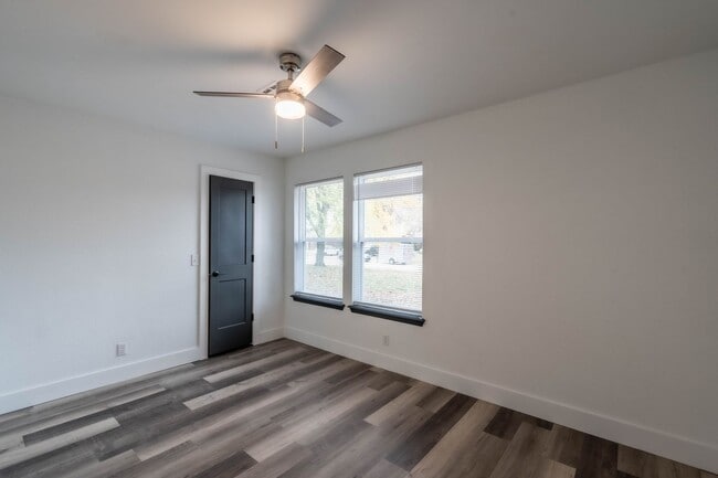 Building Photo - 3 Bed | 2 Bath | Broken Arrow