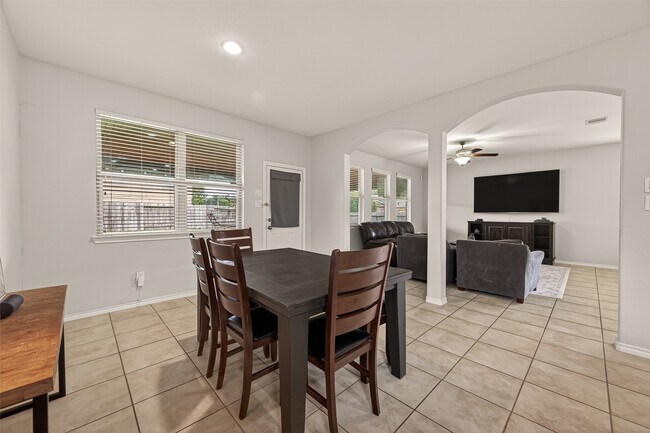 Building Photo - 9115 Eldorado Glen Dr