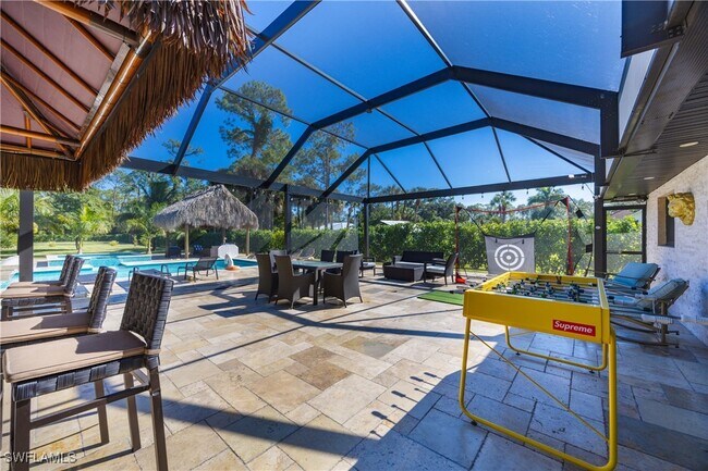 Building Photo - 1890 Oakes Blvd