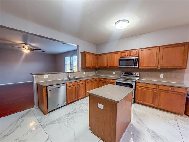 Building Photo - 5424 Sonoma Dr