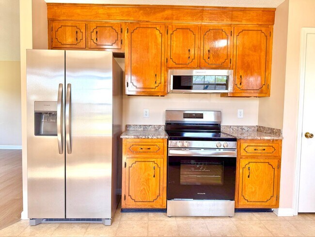 Building Photo - 1215 Marla Dr