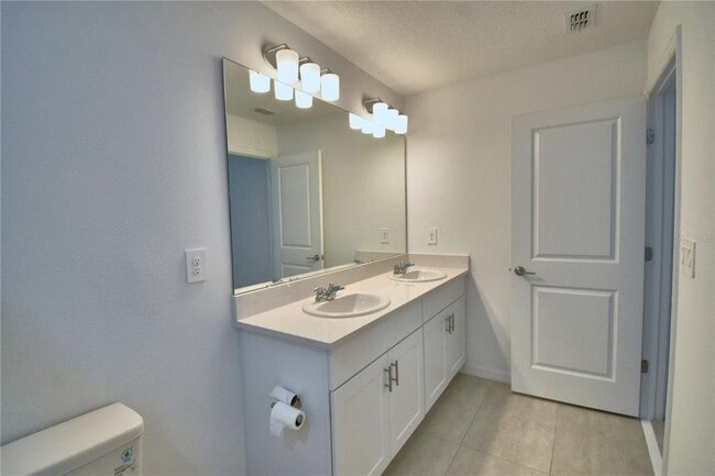 Building Photo - 3811 Sepia St