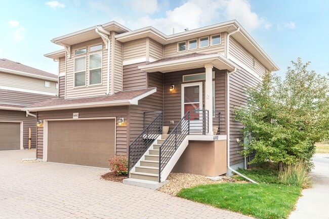 Primary Photo - 4490 Vindaloo Dr
