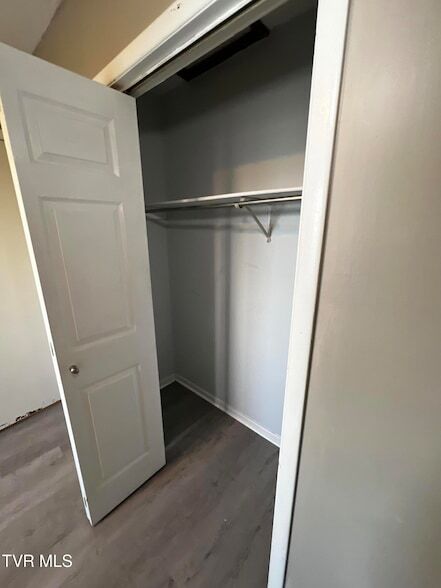 Building Photo - 1419 Colony Park Dr