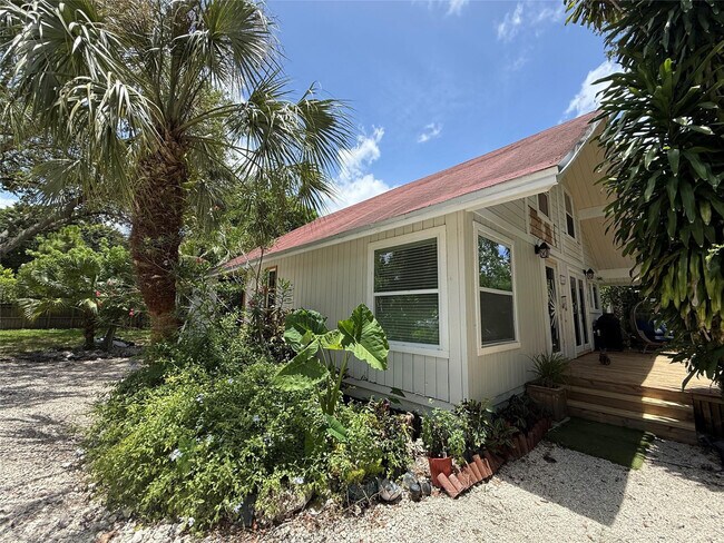 Building Photo - 22990 SW 156th Ave