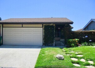 Building Photo - Single Story 3 Bedroom House in Carlsbad