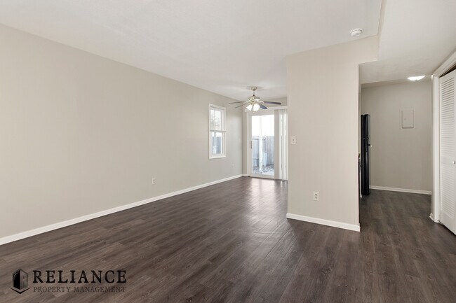 Building Photo - 7302 W Douglas Ave