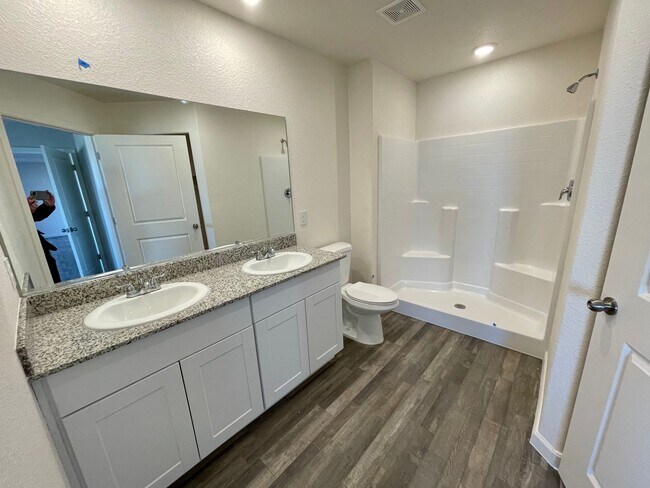 Building Photo - New Beautiful 2023 Construction- 4 Bedroom...