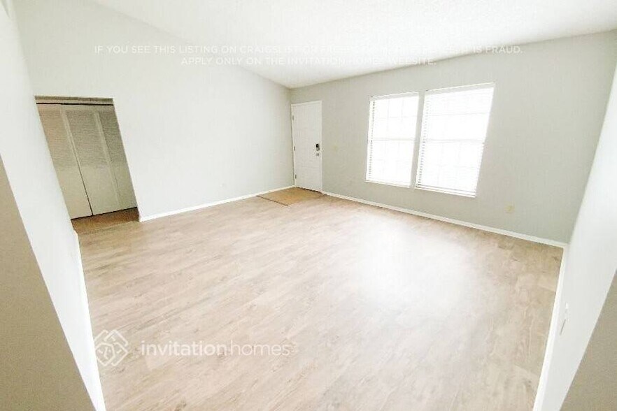 Building Photo - 11143 Stoney Point Ln W