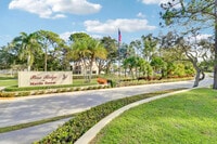 Building Photo - 2703 SW Matheson Ave