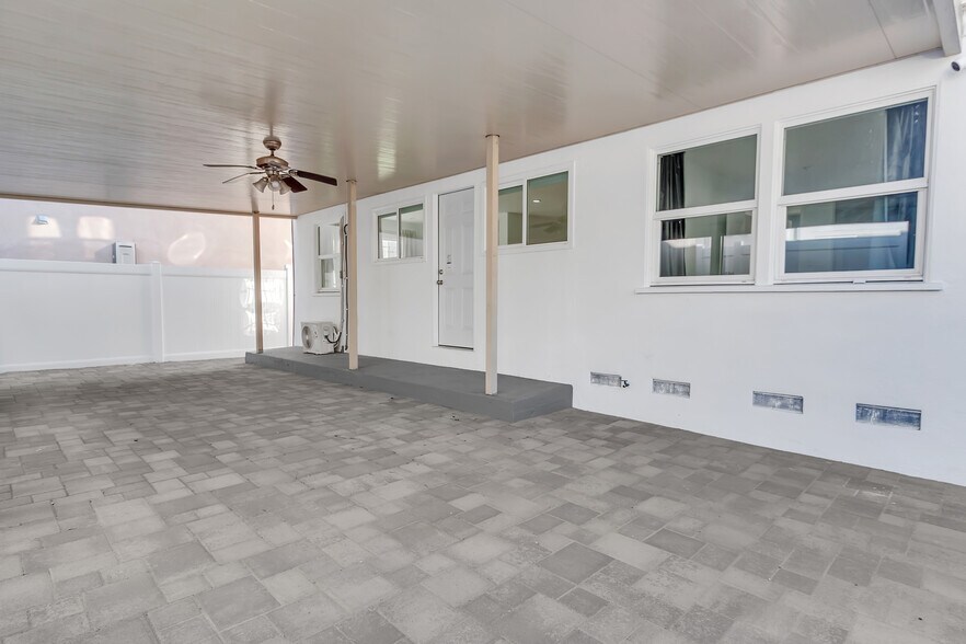 Building Photo - 1155 Exposition Blvd