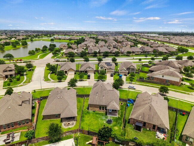 Building Photo - 8026 Caden Mills Ln