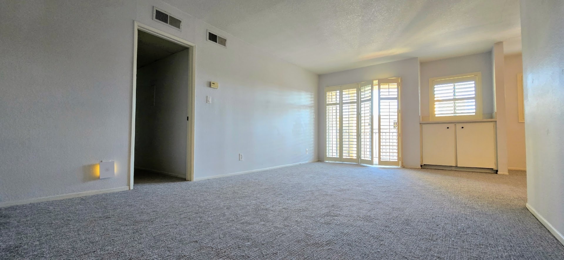 Building Photo - 277 Pleasant St