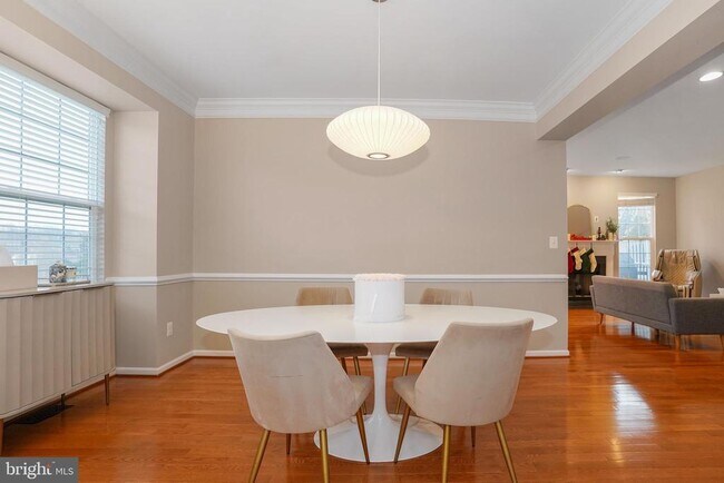 Building Photo - 43104 Baltusrol Terrace