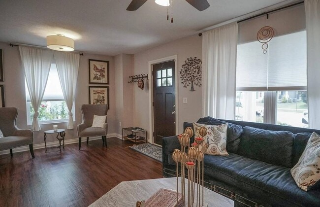 Building Photo - 618 Virginia Ave