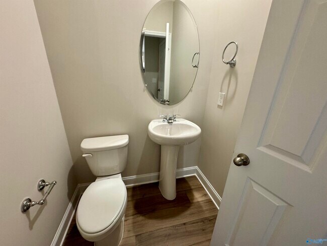 Building Photo - 16824 Demi Dr