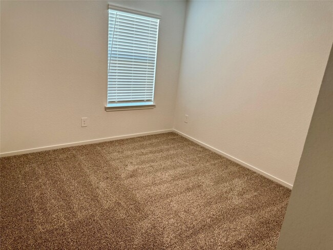 Building Photo - 23548 Skyward Ln