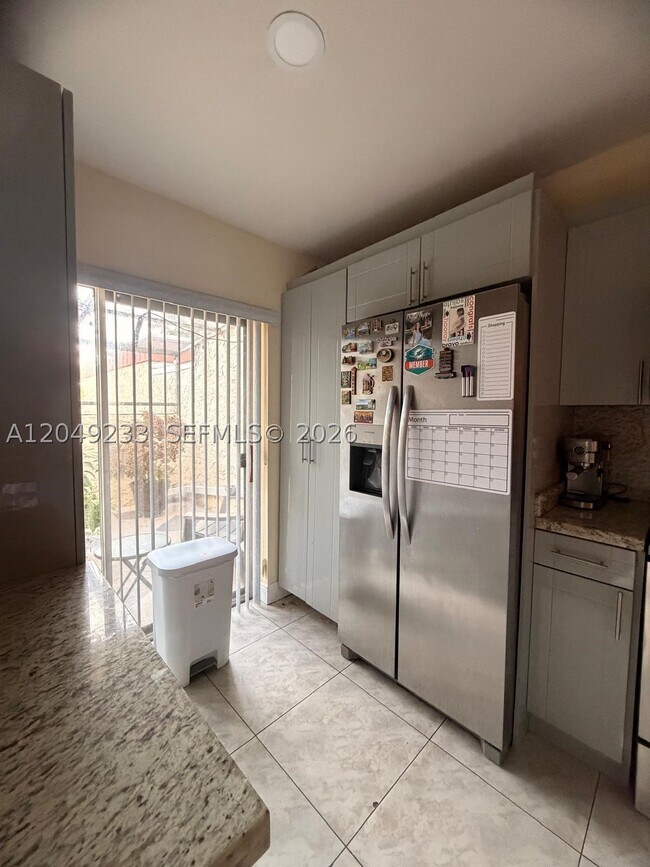 Building Photo - 9536 Oakburst Ln