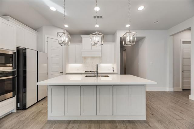 Building Photo - 3902 Braxton Dr