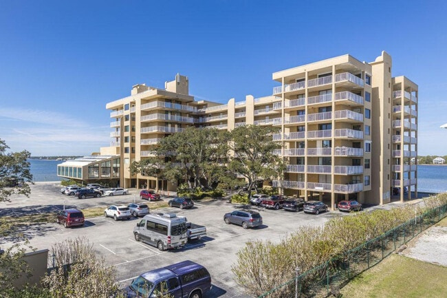 Building Photo - 1516 Sandpiper Ln