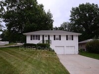 Building Photo - 12386 Bel Dr